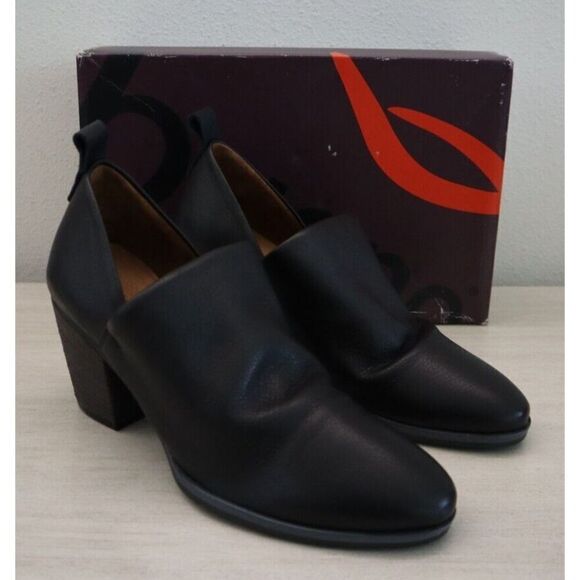 Bueno B2372-001 Women Sz 38 US 8 Black Leather Kesia Ruched Detail Booties - Picture 1 of 10